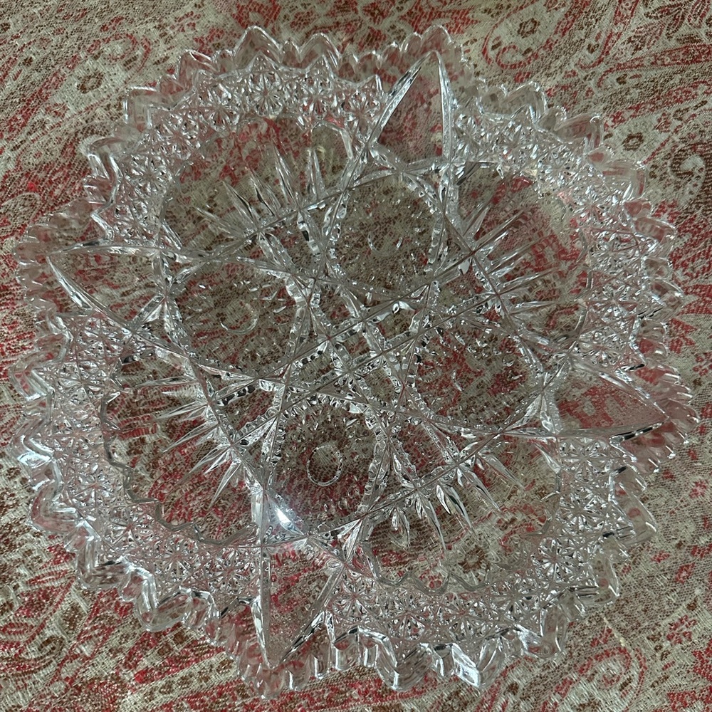 Antique Elegant Clear Crystal Glass Decorative Plate